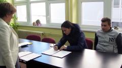 Preduzetnici obezbedili stipendije za troje učenika Mačvanske srednje škole