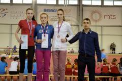 Atletičari Sprinta osvojili šest medalja i postavili sedam ličnih rekorda (Kristina Petrović u sredini)